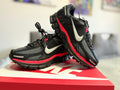 Nike Zoom Vomero 5 Black Metallic Silver Red – Neuve – 35,5