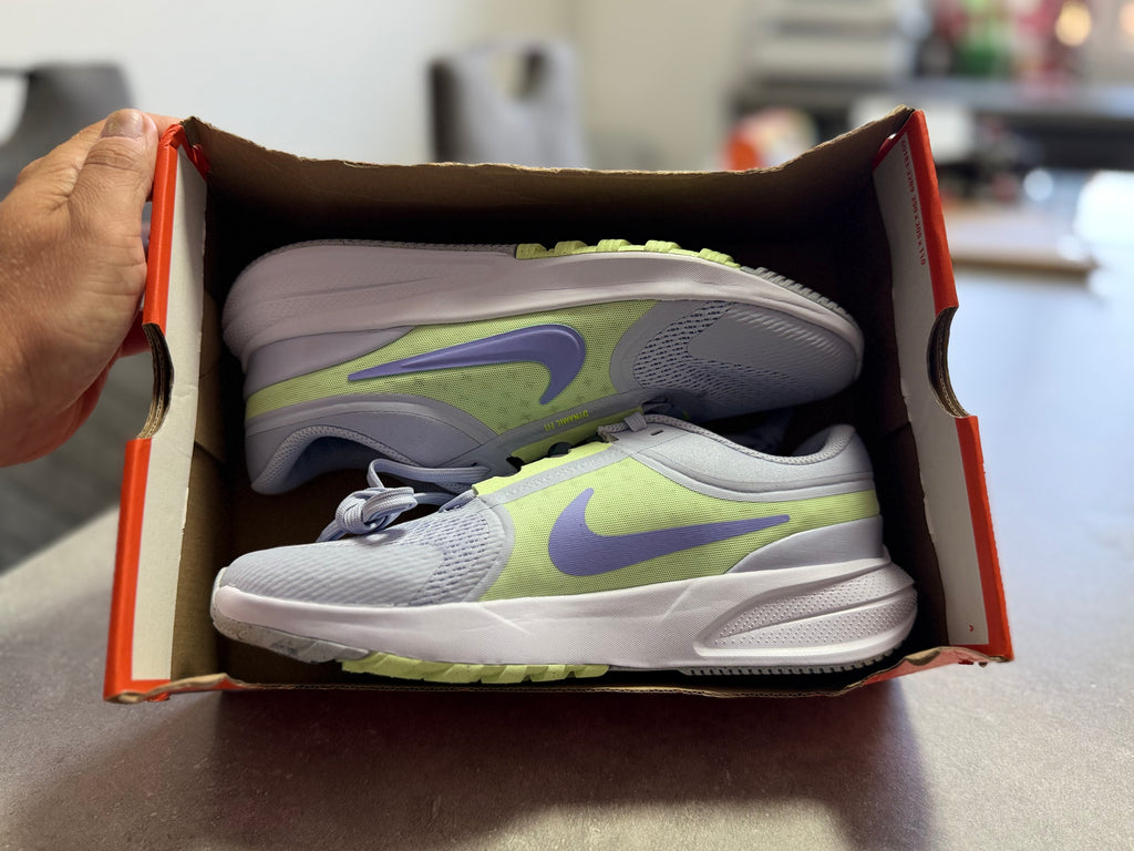 Nike Star Runner 5 GS Ghost Light Thistle – Neuve – 38