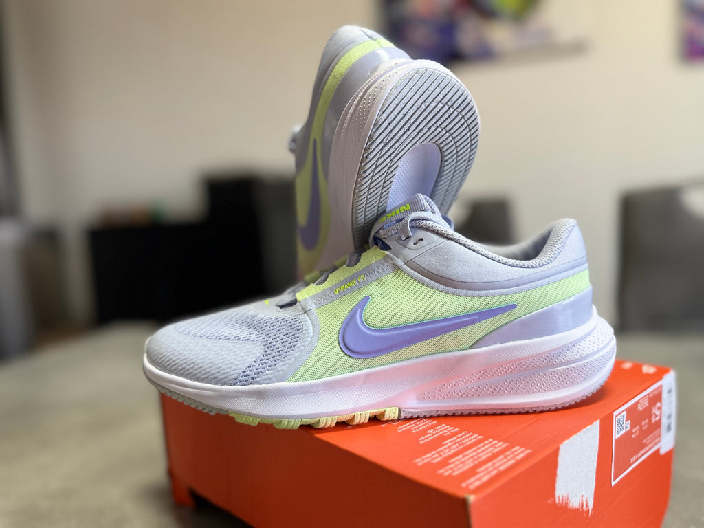 Nike Star Runner 5 GS Ghost Light Thistle – Neuve – 38