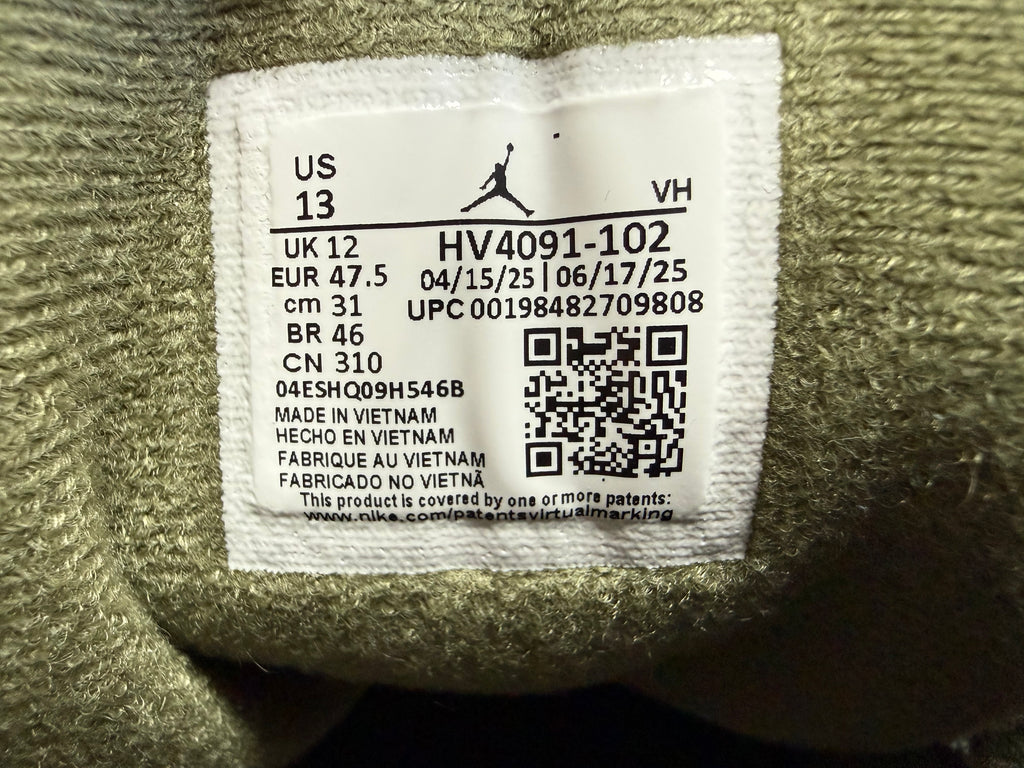 Air Jordan 1 Mid SE Off Noir Medium Olive – Neuve – 47,5